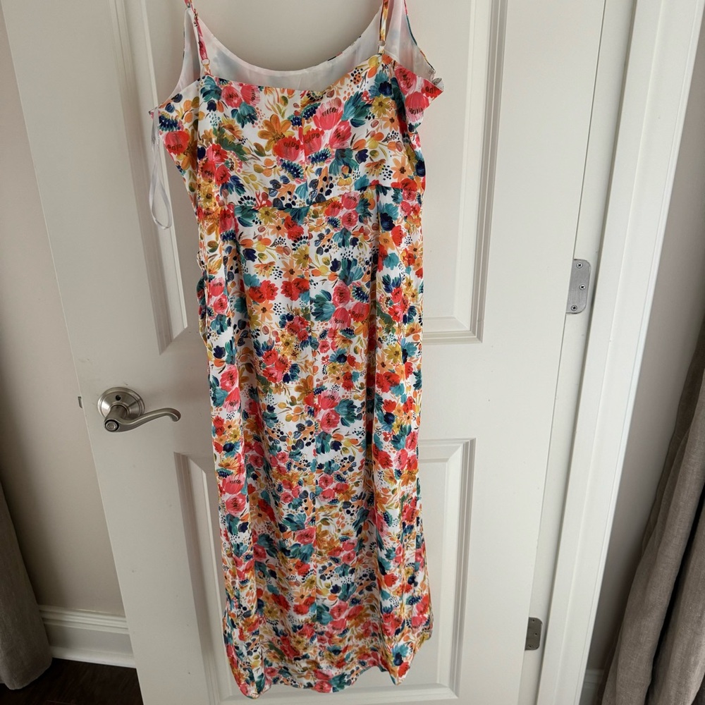 NWT Lovers + Friends Deja Sleeveless Midi Dress Bouquet Floral | L - Picture 7 of 9